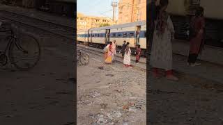 Plang Sagwan Ke #youtubeshorts #viral #reels #trending #shorts #railway #travel #shortvideo #train