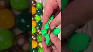 ASMR Clay Cracking Green & Gold Balls  #asmr #satisfying #claysound  #claycracking #oddlysatisfying