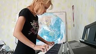 Darling Dasha playes the piano