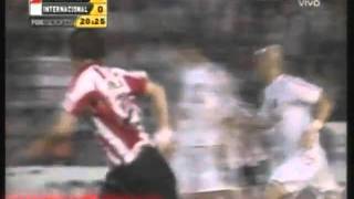 Estudiantes 2 Internacional 1 Libertadores 2010 Gol de Leandro Gonzalez (Relato Osvaldo Webhe)