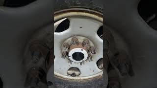 Ford F350 super duty new manual hub lockout