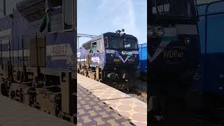 KJM 40247 WDP4D SAI NAGAR SHIRDI WEEKLY EXPRESS #shorts #ytshorts #indianrailways