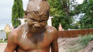 Amazing Children Catch Fish in Mud - How To Catch Fish By Hand In Cambodia - Catch A Lot Of Fish