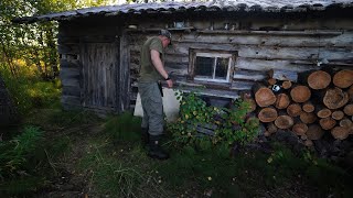 ЖИВУ В ИЗБУШКЕ. НОВАЯ ПРИМАНКА НА ХАРИУСА. РЫБАЛКА НА ТАЕЖНОЙ РЕЧКЕ. БЫТ.