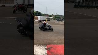 TRACKDAY R25 CORNERING #r25 #yzfr25 #motovlog #yamahar25 #yamaha #r3 #r15