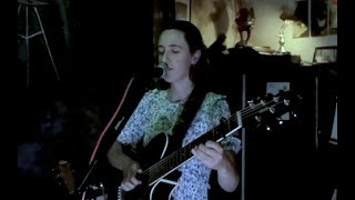 VR 360 -  Isa Howie - Dancing Through The Flames  - Open Mic at the Neptune Inn - Live Music Bar