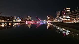 Puente de la mujer y dique 3 de Puerto Madero, Buenos Aires