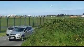 Finnair E190 landing at a sunny Dublin airport! #shorts