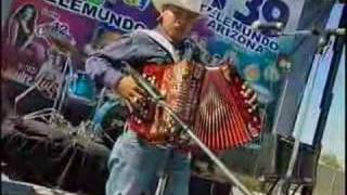 Pleito Norteño - Las Cuatro de la Mañana