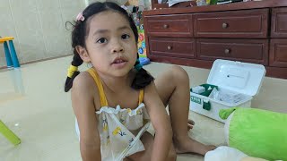 so proud of this little speaking English so well | funny role play pretending as a doctor