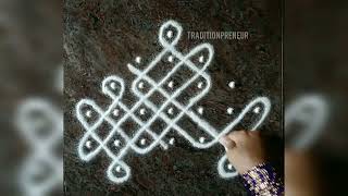 Traditional Pooja Room Rangoli | Friday Kolam by #traditionpreneur