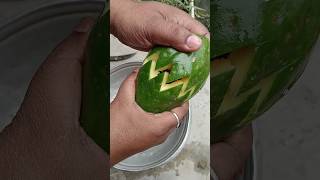 Unique papaya fruit cutting and carving design #fruitcuttingskill #fruitcarvings #yoytubeshorts