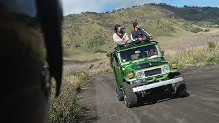 jalan2 ke bukit teletubbies savana bromo, pake motor