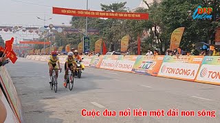 Cuộc đua nối liền một dải non sông