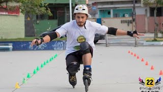 Patins,Treino de slalom.