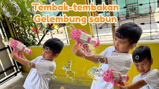 TEMBAK-TEMBAKAN GELEMBUNG SABUN