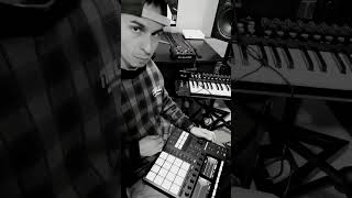 Beat completo en mi canal #hiphop #freestyle #beats #instrumental #boombap #duo #duet #beatmaker