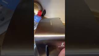 CLEANING MY YEAR OLD DEEP FRYER