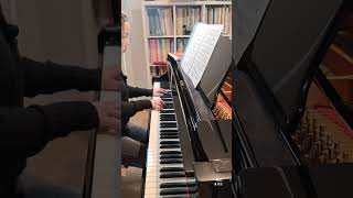 practicing/piano/travaille piano