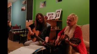 Tara Joi CS & Kira Jane sing the Cover: "Have You Ever Seen The Rain"