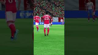 Insane Robin van Persie Goal! EA Sports FC Mobile Magic! ⚽🔥 #shorts