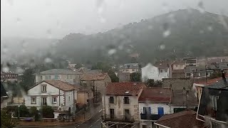 Lluvia y tormenta eléctrica de otoño en la Sierra de Madrid, España 7 Octubre 2024 2° parte.