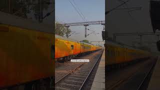 TEJAS RAJDHANI EXP 🔥🔥🔥 #train #tejasrajdhani#trend #trendingshorts #train #trainjourney #railwayline