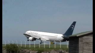 B767-300, Blue Panorama, Landing at Roatán MHRO, Honduras