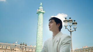 Cha Eun Woo visits Chaumet's historic address