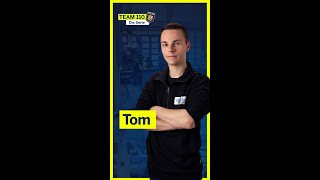 E-Auto vs. Verbrenner⁉️ Kurz gefragt: Tom | Team 110 - Die Serie