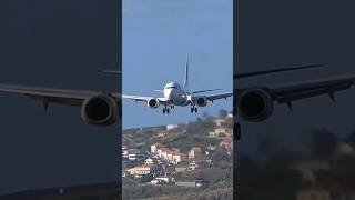 TRANSAVIA | BOEING 737-800SSW | LANDING | MADEIRA FUNCHAL AIRPORT LPMA-FNC