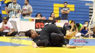 Mariana Gil vs Fabiola Grand Prix femenil 2015