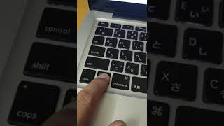 cài Windows cho Macbook có được không ?