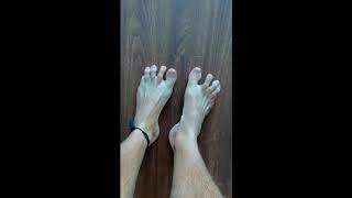 Daniel Lenhardt Feet