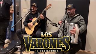 El Desconocido - Los Varones De California (En Vivo)