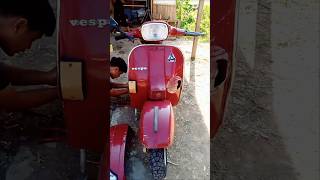 pesona vespa tua saat di bengkel#shorts