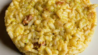 Risotto Con Crema di fave, Mandorle e Salsiccia - Le Ricette Di Sara