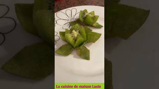 #shorts How to carving kiwi flowers 🥝Comment couper un kiwi fleur