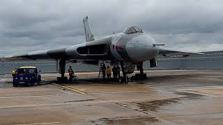 xh558 Vulcan bomber ground test. longest vulcan howl