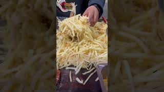 Abundantes papas fritas