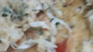 Como fazer um lanchinho com a sobra de salada de repolho.