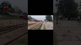 Green Line Express Passing Jhelum Station Pakistan Railway #trending #pakrailwayoffical #foryou #fyp