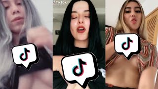 Chicas sin Bra en tiktok