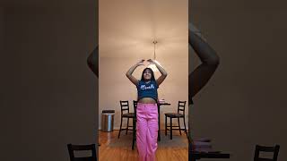 ✨️This dance is to unique✨️#shorts #shravyasworld #viral #preppyslay #apple