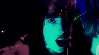 The Courtneys - "Lost Boys" (OFFICIAL MUSIC VIDEO)