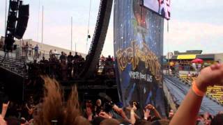 Staind: Mudshovel (Live)- Rock on the Range 2011