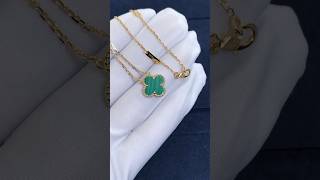 VC Vintage Alhambra Malachite Necklace.
#vca #giftforher #luxury #jewelry