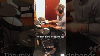 Neighbors love me way to much🤪#drumsolo #drumsdrumsdrums #drumslife #drumming #shortsviral