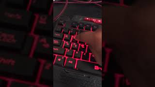 How to remove your key caps 🔑 🧢