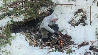 Building Bushcraft Survival Shelter in a Snowy Forest, Survival Skills, Solo Winter Camping